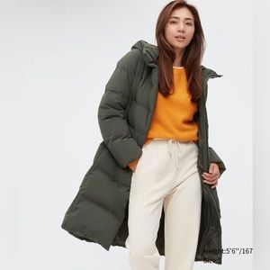 Uniqlo Seamless Down Short Coat in Dark Green - XS
